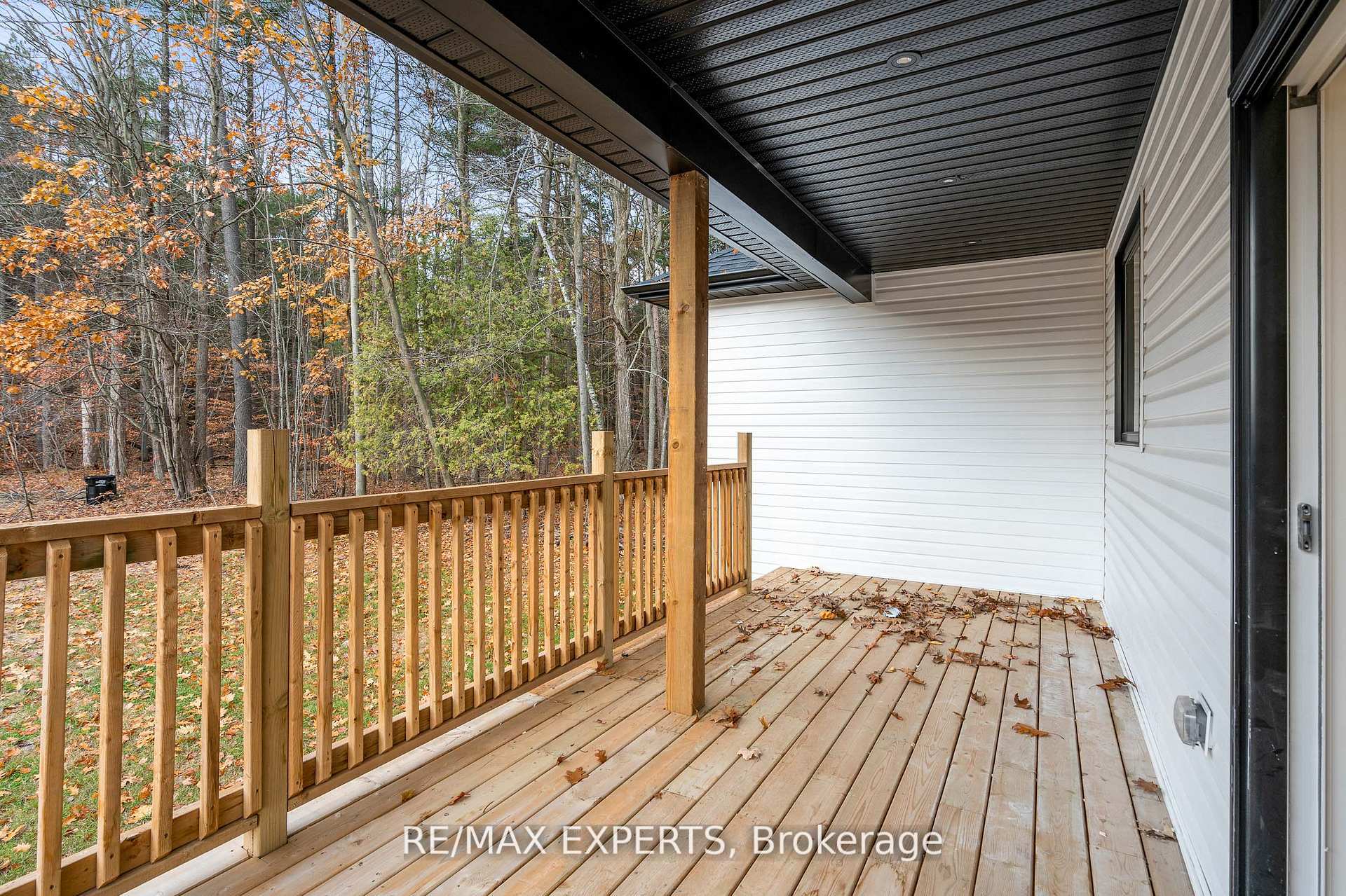 Photo 21 of 506 Golf Course Road, Wasaga Beach — HOMEH