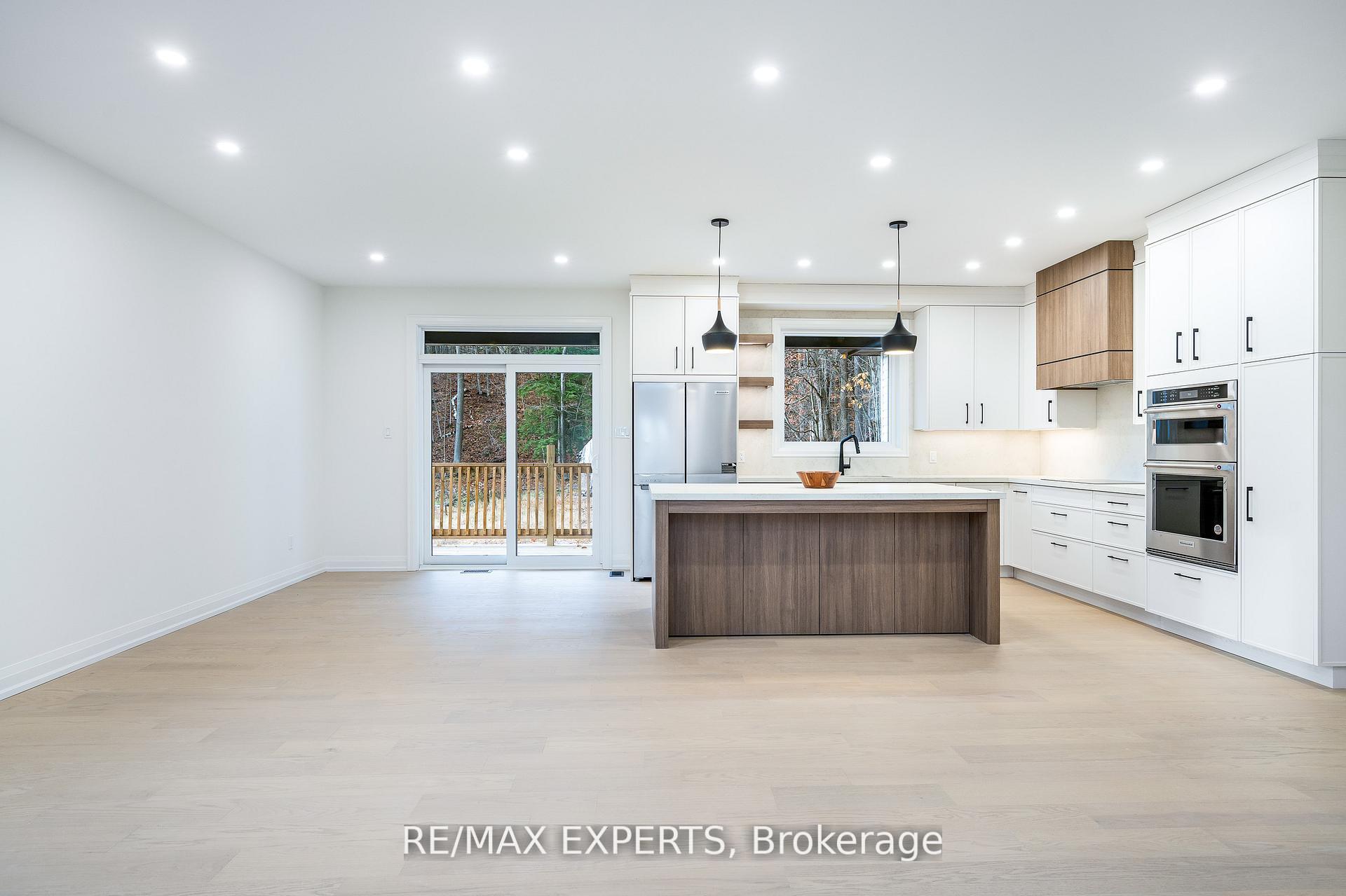 Photo 25 of 506 Golf Course Road, Wasaga Beach — HOMEH