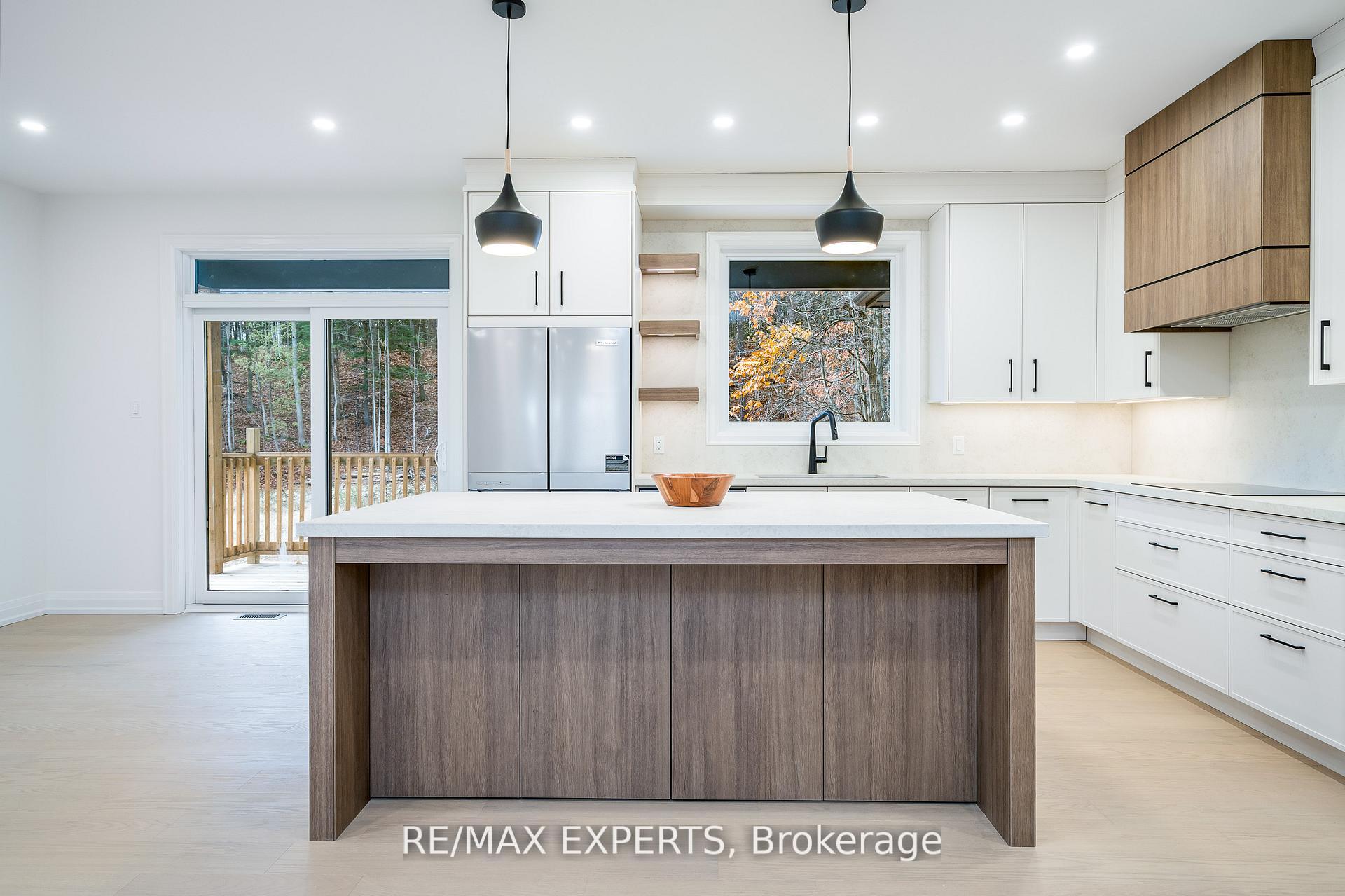 Photo 31 of 506 Golf Course Road, Wasaga Beach — HOMEH