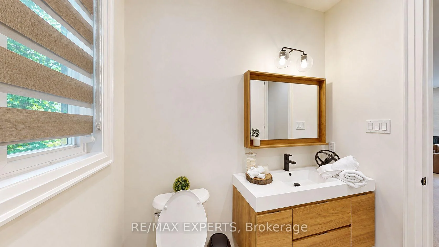 Photo 32 of 506 Golf Course Road, Wasaga Beach — HOMEH