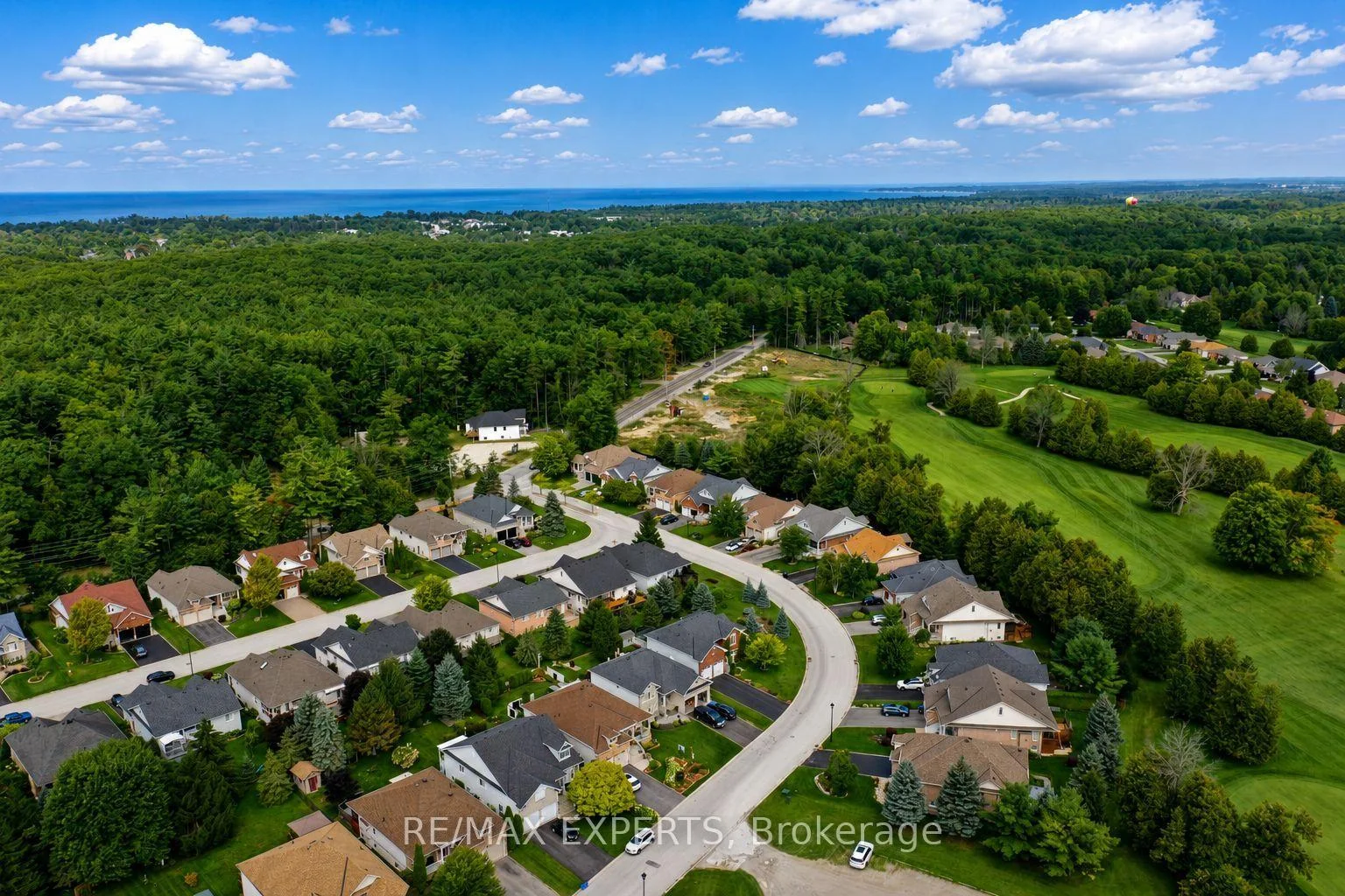 Photo 80 of 506 Golf Course Road, Wasaga Beach — HOMEH