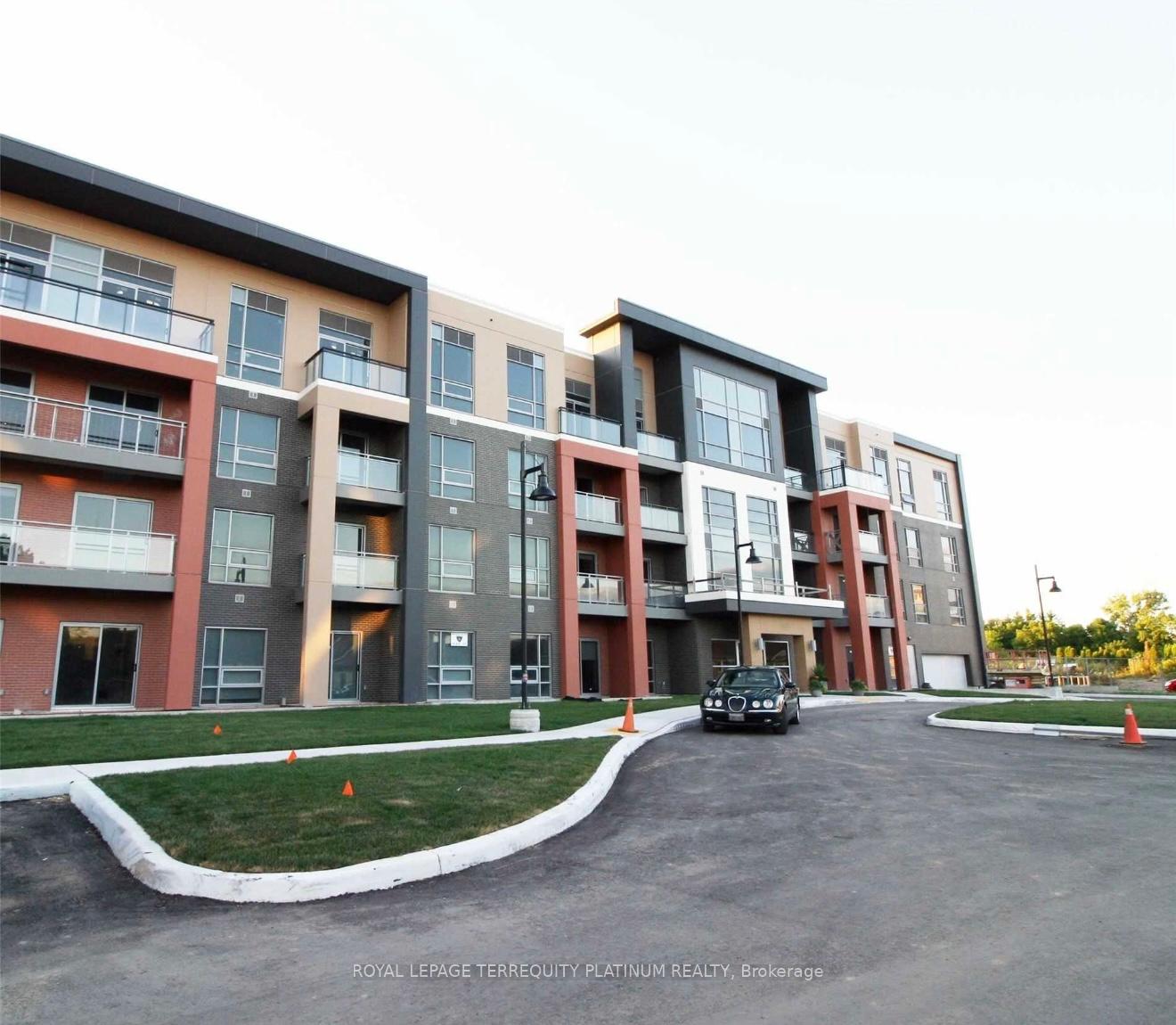 Photo 1 of Unit 312, 4040 Upper Middle Road, Burlington, Tansley — HOMEH