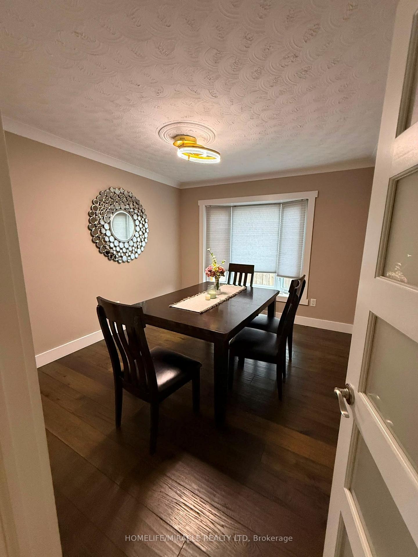 Photo 9 of 2133 Heidi Avenue, Burlington, Headon — HOMEH