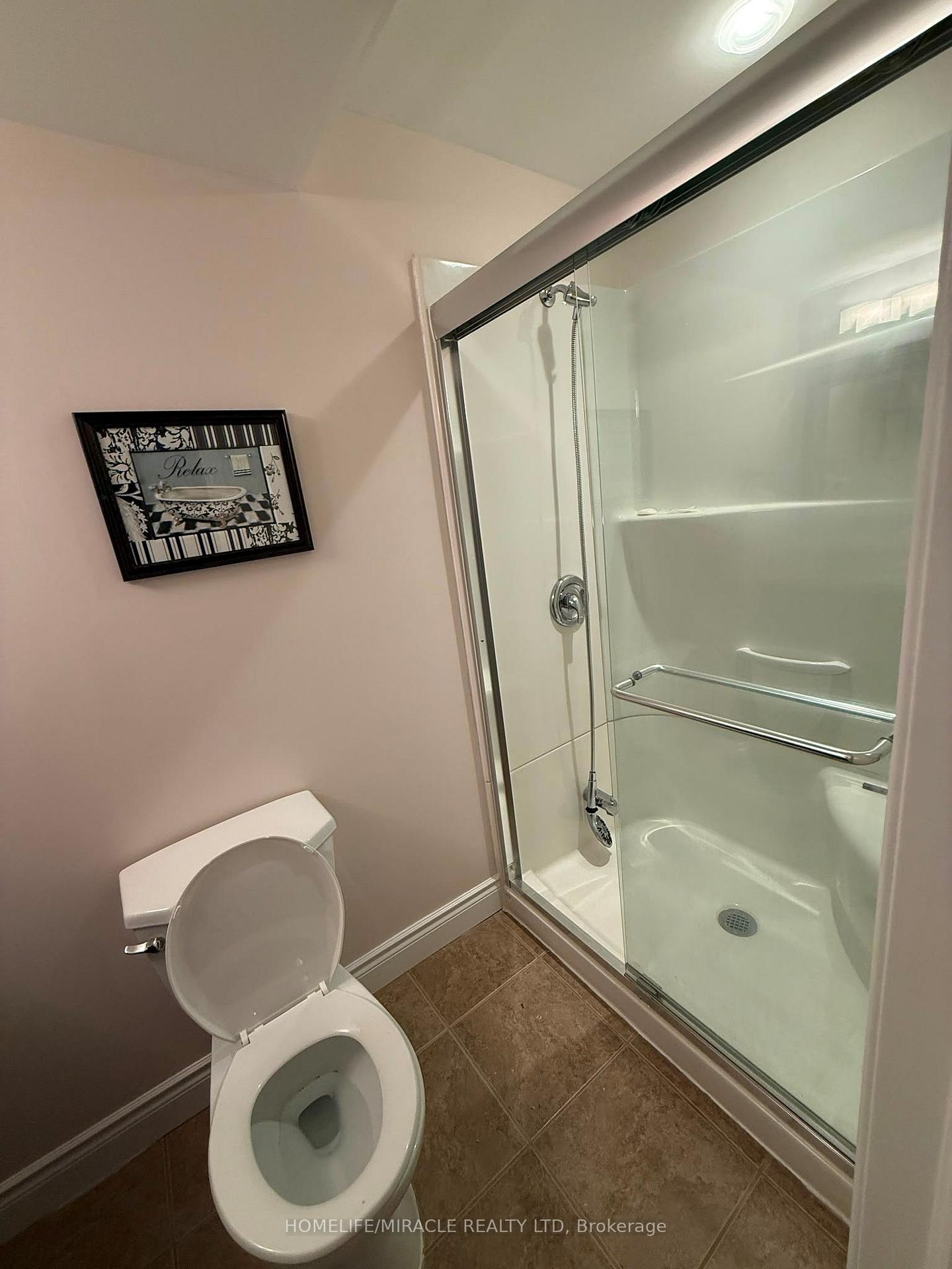 Photo 30 of 2133 Heidi Avenue, Burlington, Headon — HOMEH