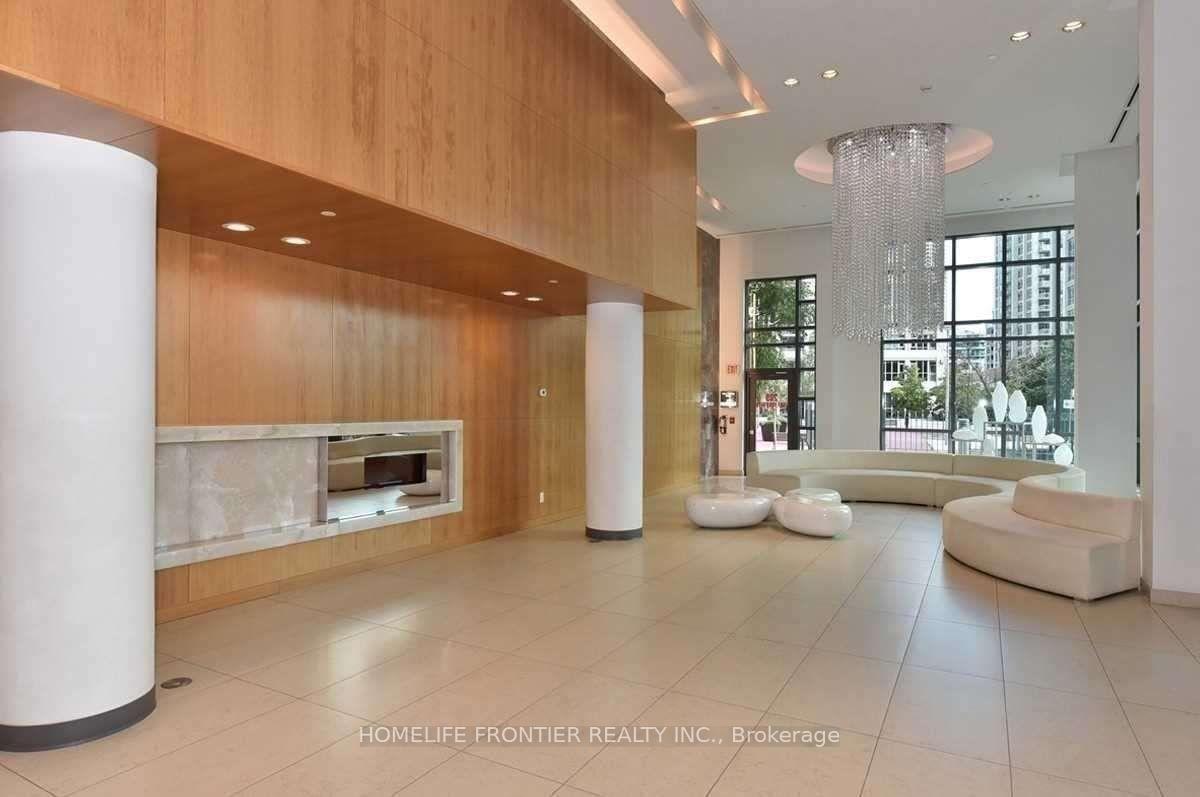 Photo 4 of Unit 1075, 209 Fort York Boulevard, Toronto, Niagara — HOMEH