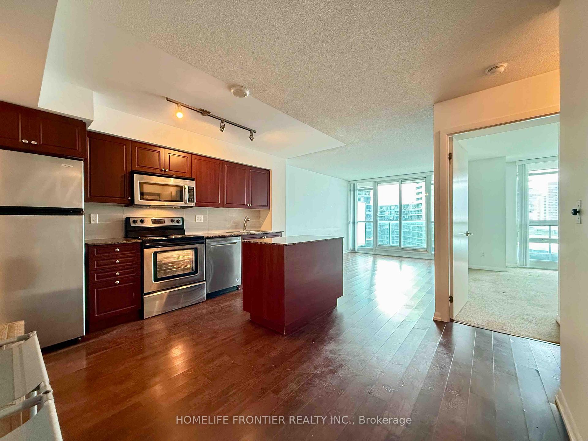 Photo 17 of Unit 1075, 209 Fort York Boulevard, Toronto, Niagara — HOMEH