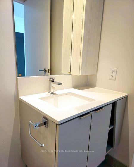 Photo 12 of Unit 4512, 3883 Quartz Road, Mississauga, City Centre — HOMEH