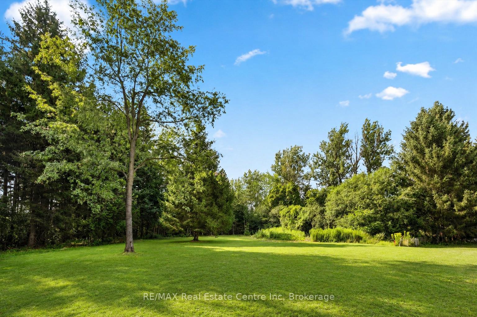 Photo 4 of 762 Eramosa Road, Guelph/Eramosa, Rural Guelph/Eramosa East — HOMEH