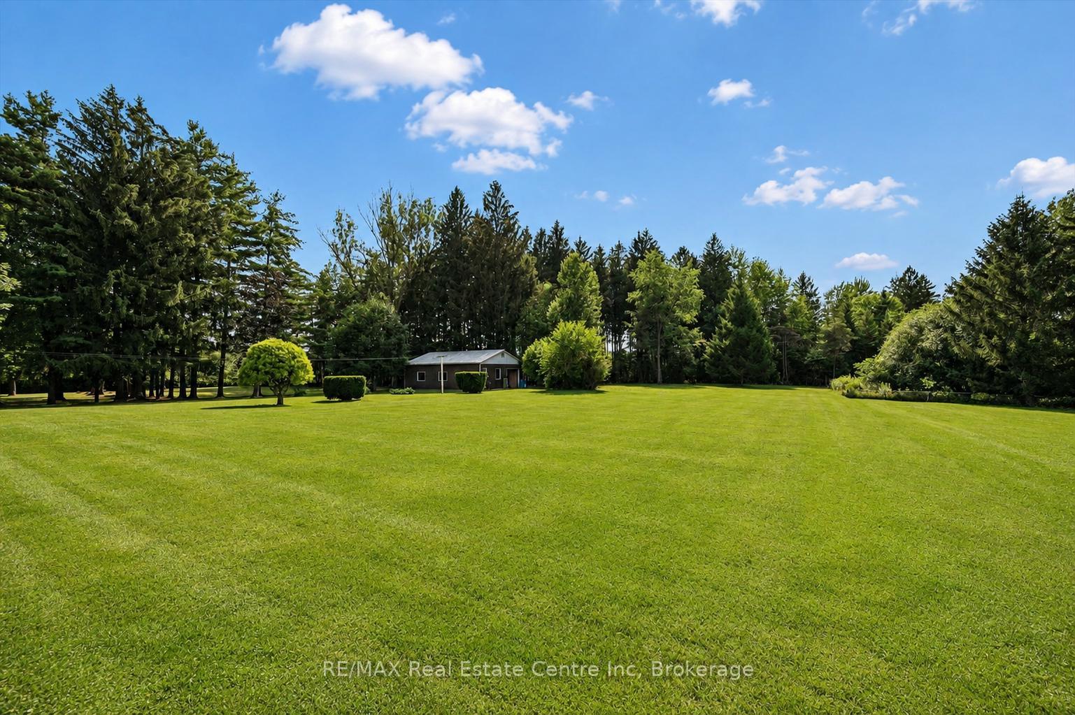 Photo 5 of 762 Eramosa Road, Guelph/Eramosa, Rural Guelph/Eramosa East — HOMEH