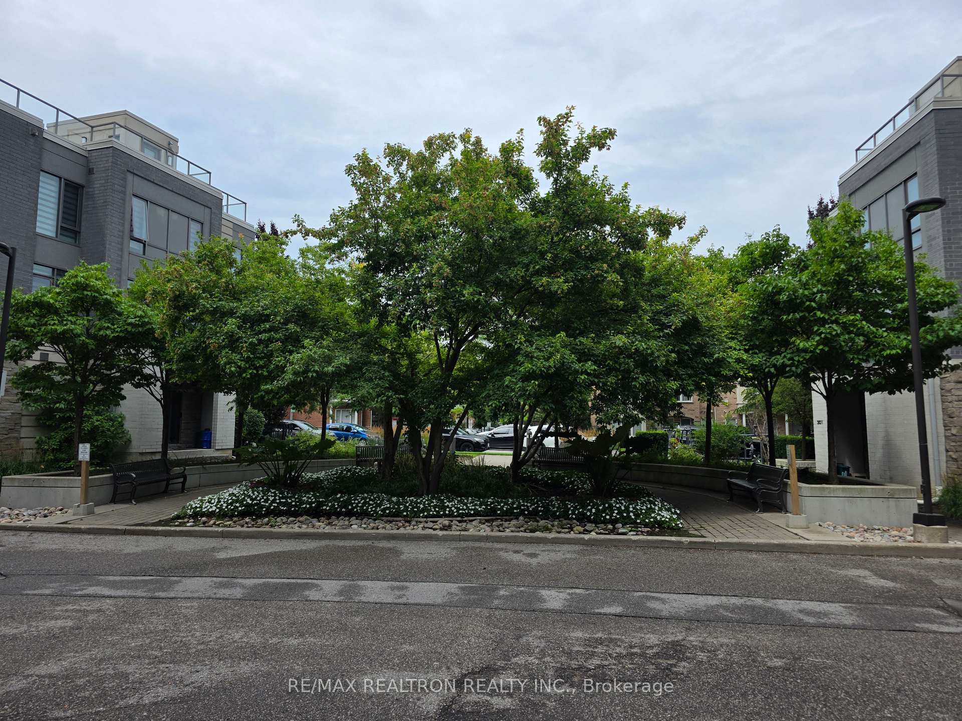 Photo 5 of Unit 603, 325 South Park Road, Markham, Commerce Valley — HOMEH