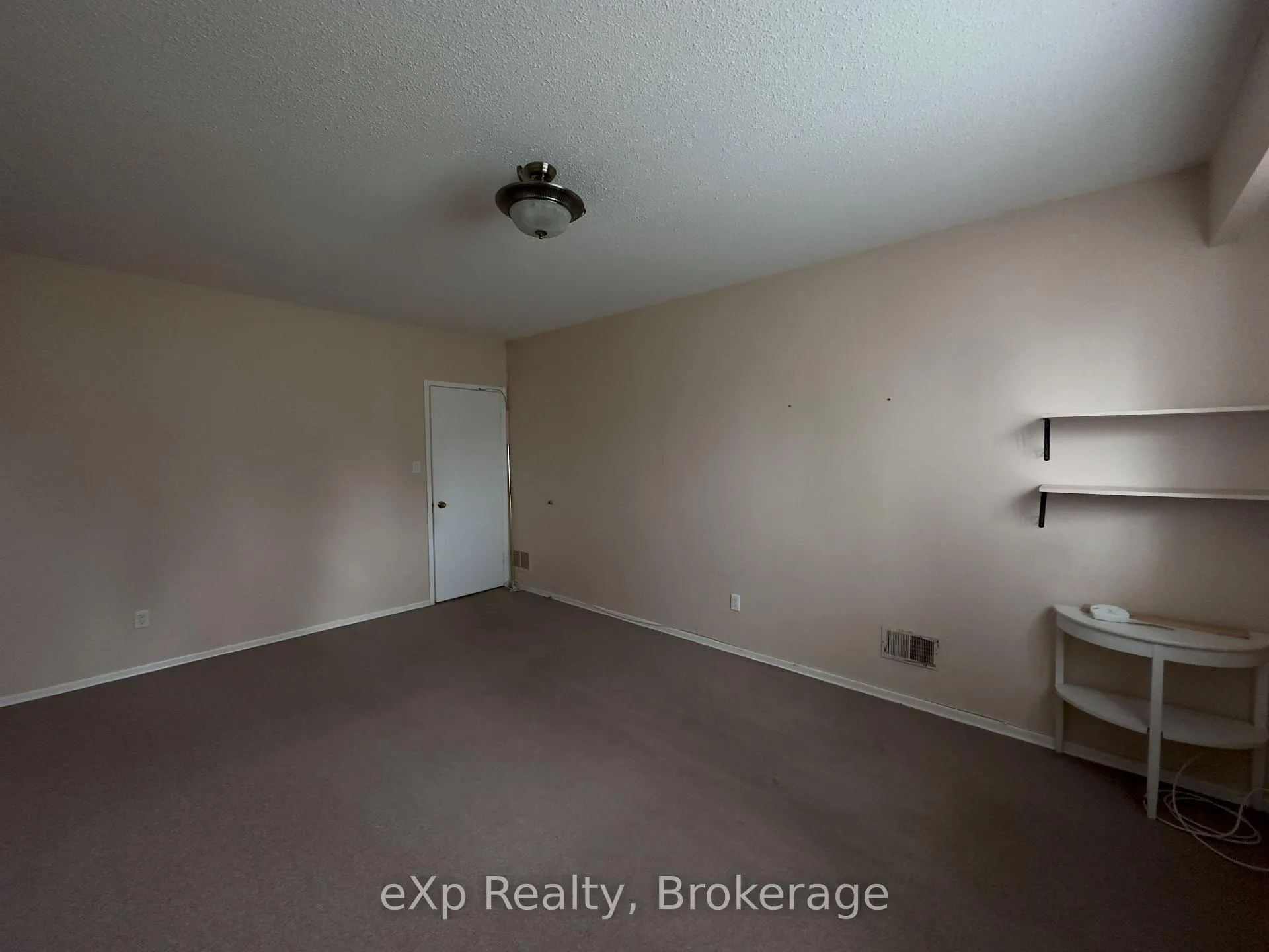 Photo 20 of 7601 Lockington Crescent, Mississauga, Malton — HOMEH