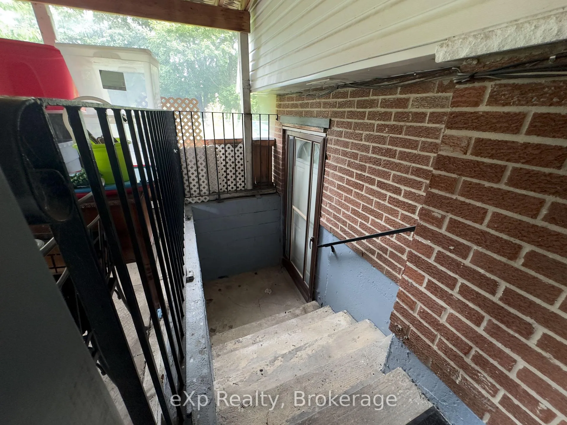 Photo 28 of 7601 Lockington Crescent, Mississauga, Malton — HOMEH
