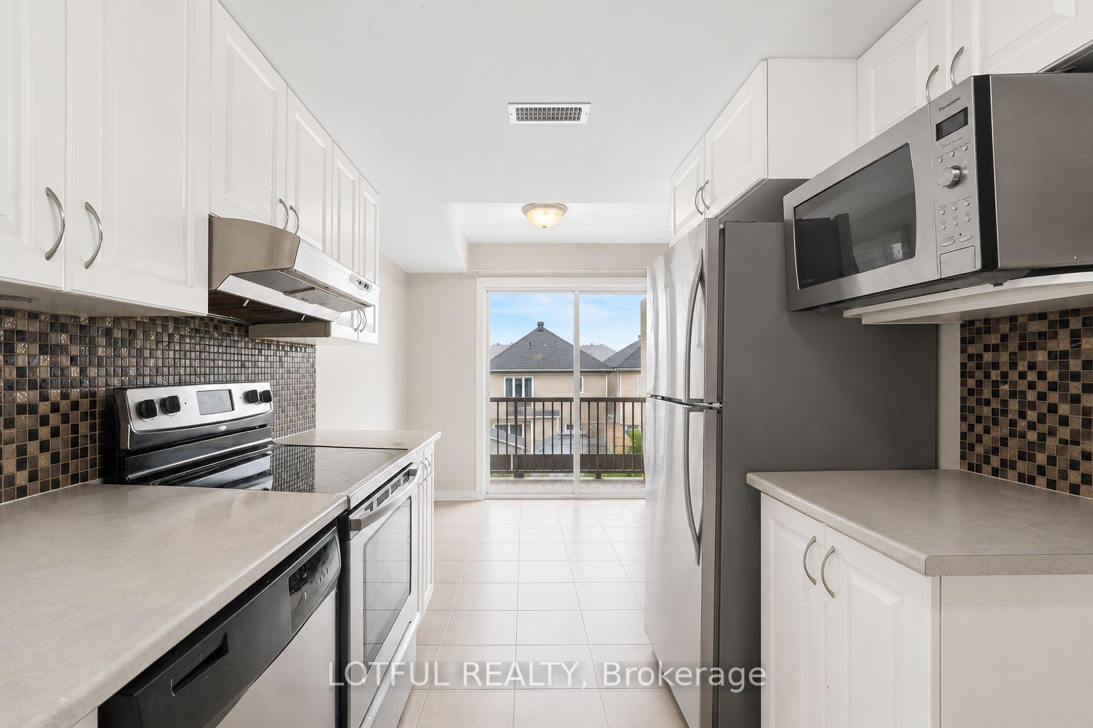Photo 7 of Unit 20, 585 Chapman Mills Drive, Ottawa, Barrhaven - Strandherd — HOMEH