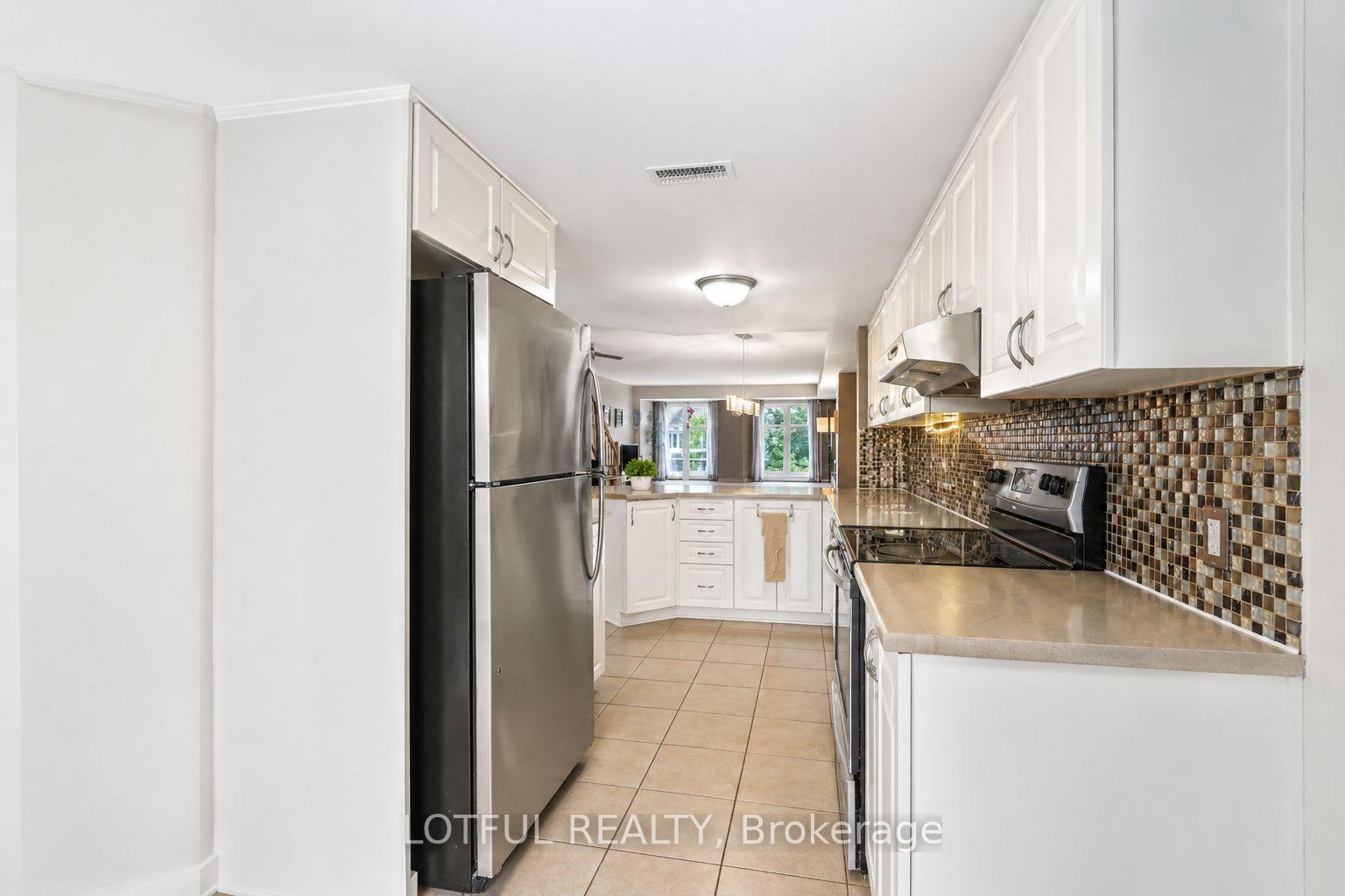 Photo 8 of Unit 20, 585 Chapman Mills Drive, Ottawa, Barrhaven - Strandherd — HOMEH
