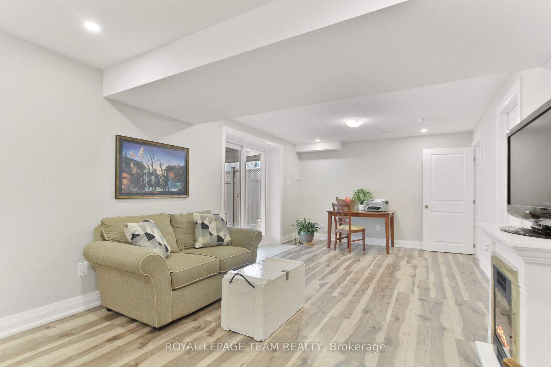 Photo 28 of 119 Discovery Street, Ottawa, Stittsville (North) — HOMEH