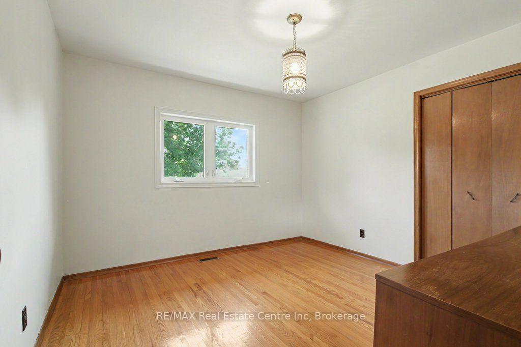 Photo 11 of 71 Renfield Street, Guelph, General Hospital — HOMEH