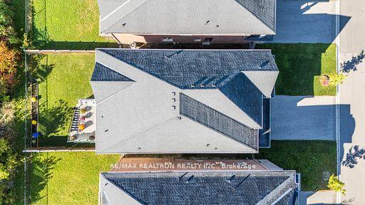 Photo 5 of 53 Gallant Place, Vaughan, Vellore Village — HOMEH