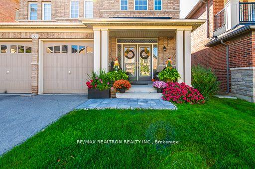 Photo 8 of 53 Gallant Place, Vaughan, Vellore Village — HOMEH