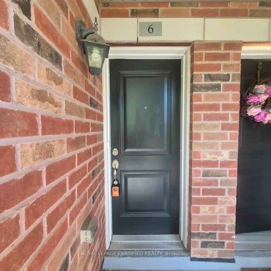 Photo 8 of Unit 6, 35 Hays Boulevard, Oakville, River Oaks — HOMEH