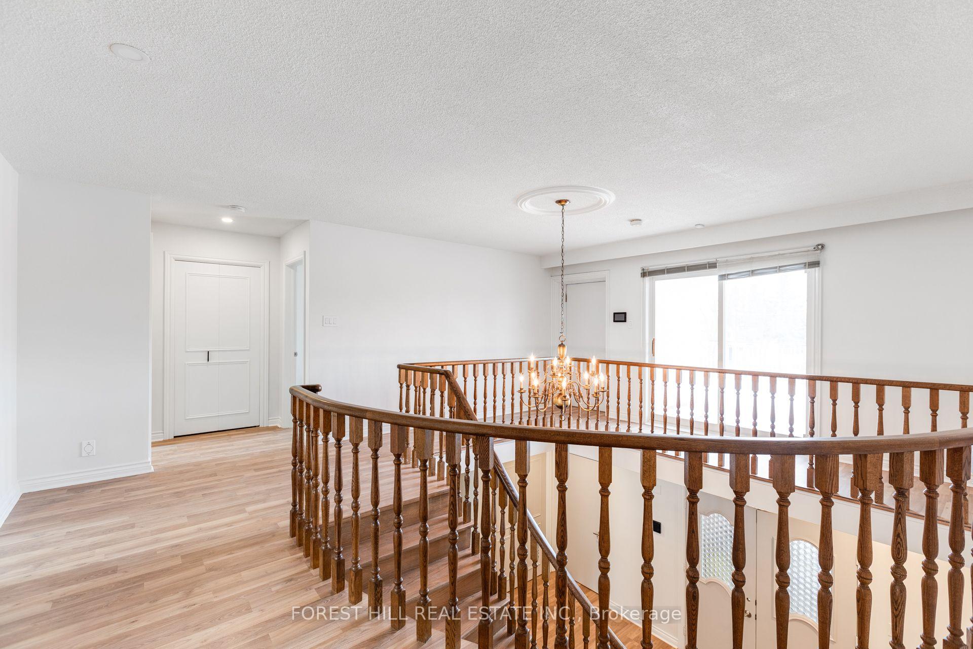 Photo 15 of 211 Carrville Road, Richmond Hill, South Richvale — HOMEH