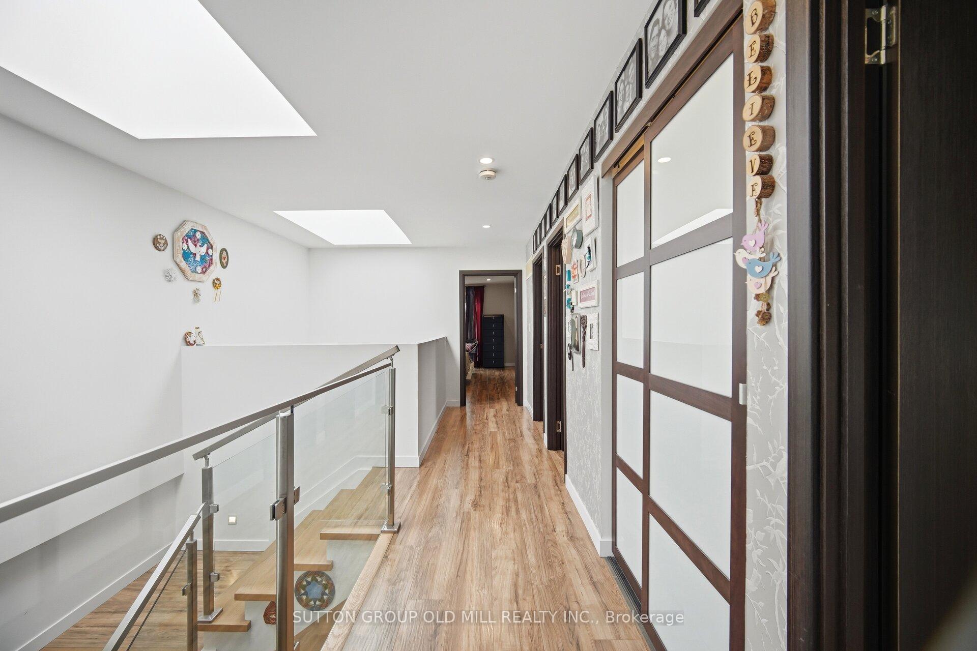 Photo 15 of 38 Algoma Street, Etobicoke, Mimico — HOMEH