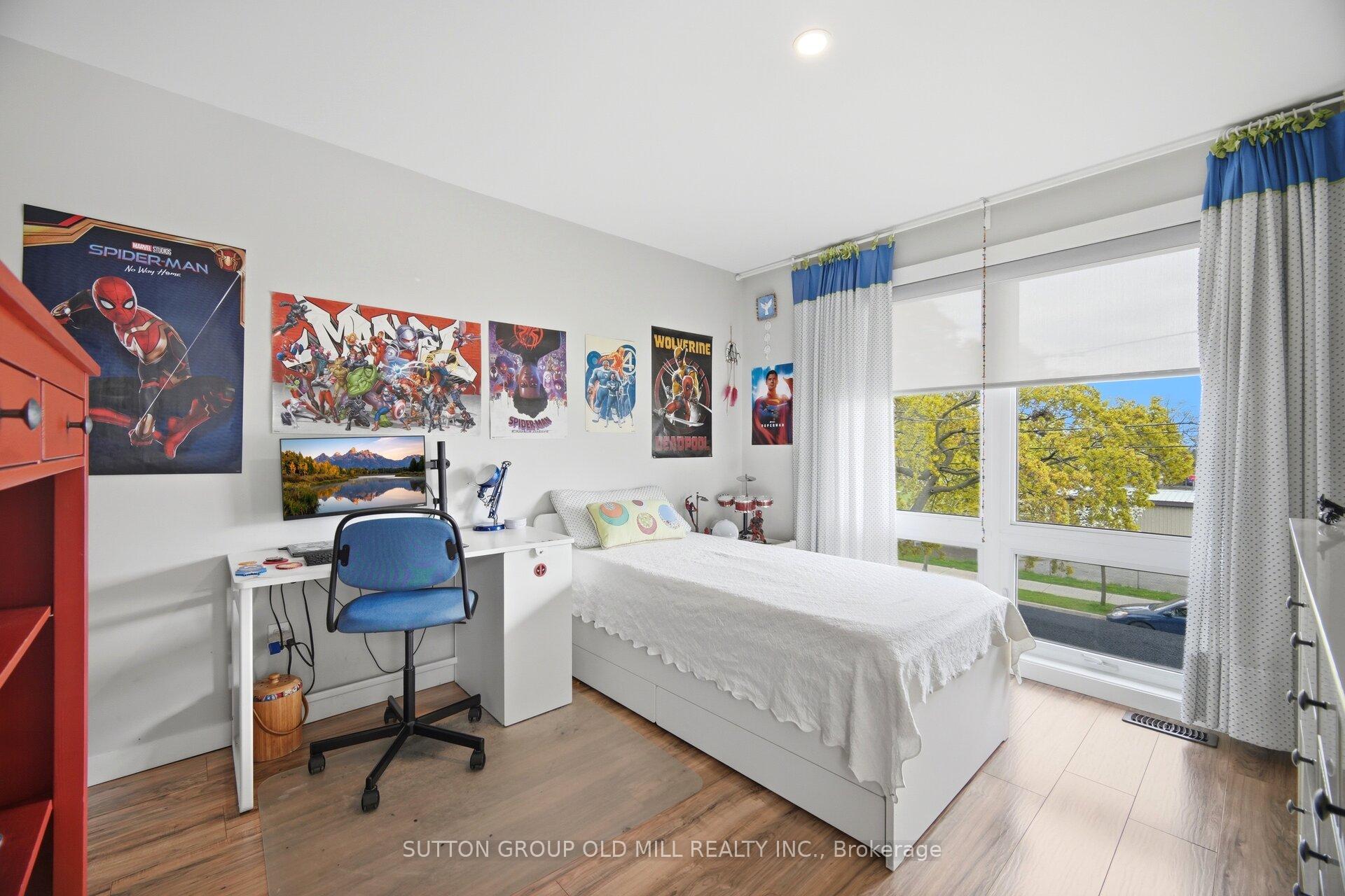 Photo 20 of 38 Algoma Street, Etobicoke, Mimico — HOMEH