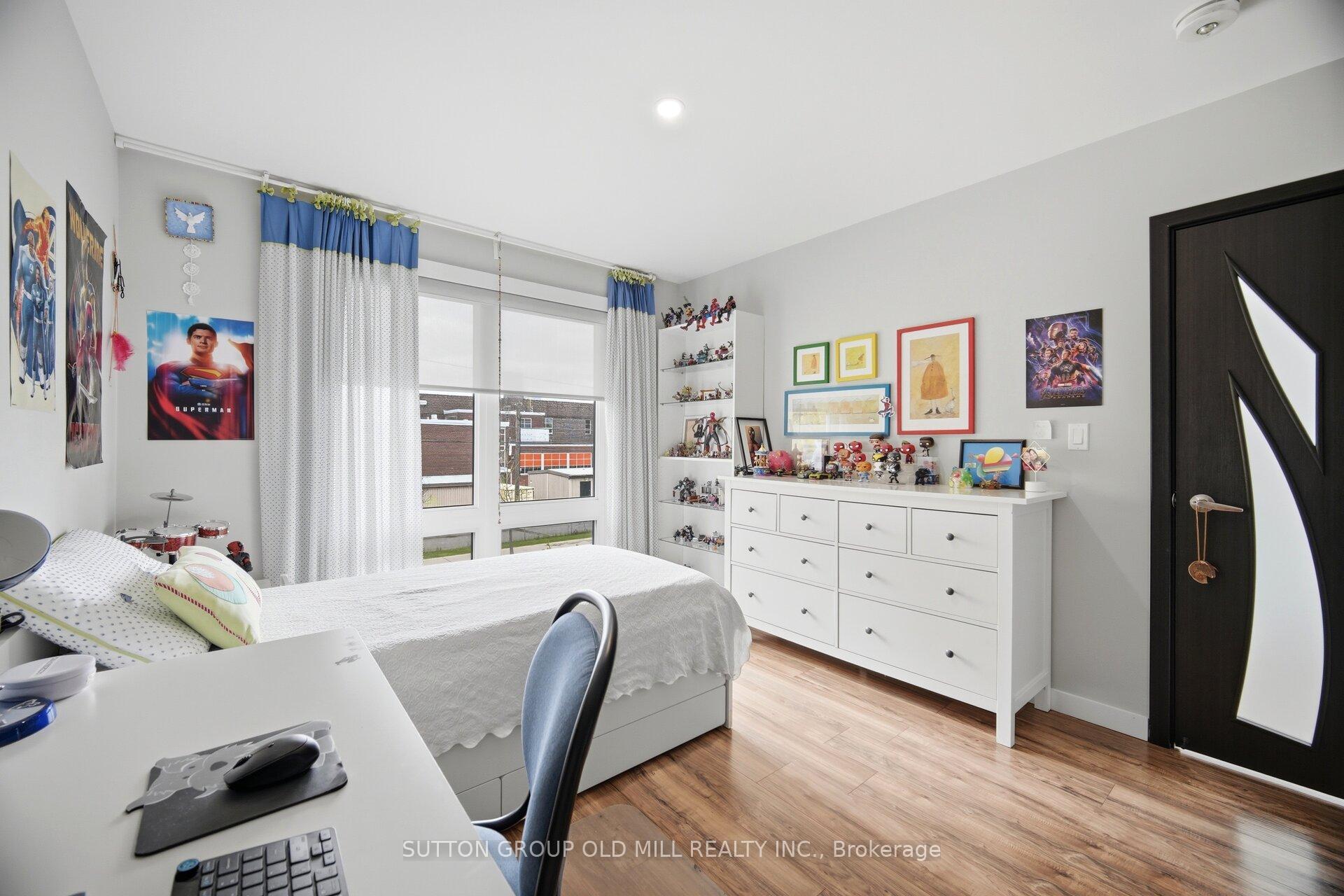 Photo 21 of 38 Algoma Street, Etobicoke, Mimico — HOMEH
