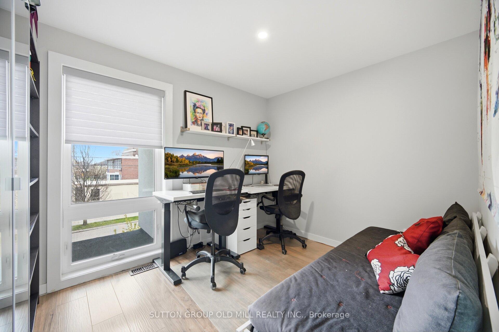Photo 22 of 38 Algoma Street, Etobicoke, Mimico — HOMEH