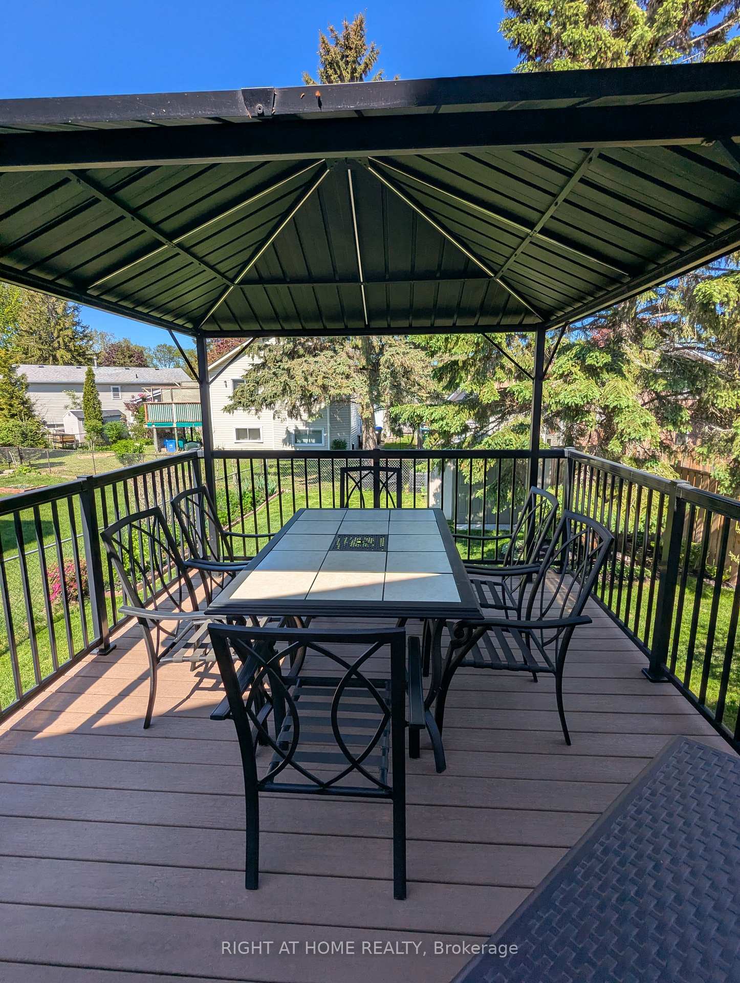 Photo 12 of 22 Donald Crescent, Wasaga Beach — HOMEH