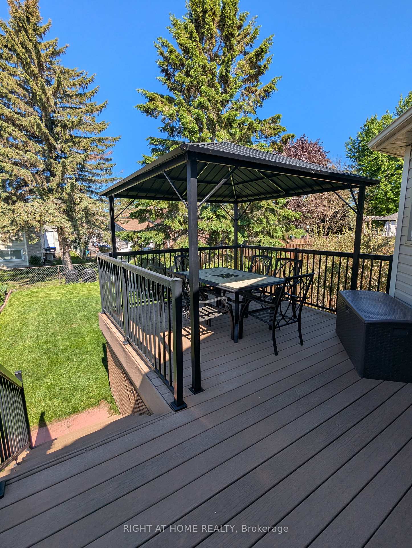 Photo 13 of 22 Donald Crescent, Wasaga Beach — HOMEH