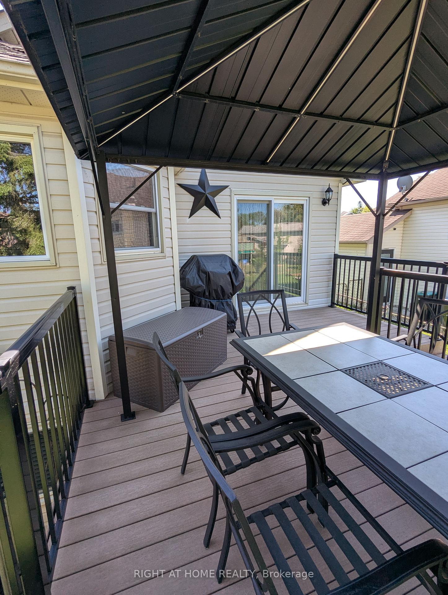 Photo 15 of 22 Donald Crescent, Wasaga Beach — HOMEH