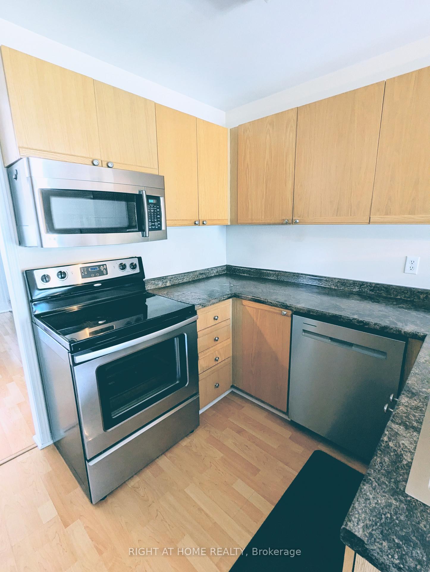 Photo 22 of 22 Donald Crescent, Wasaga Beach — HOMEH