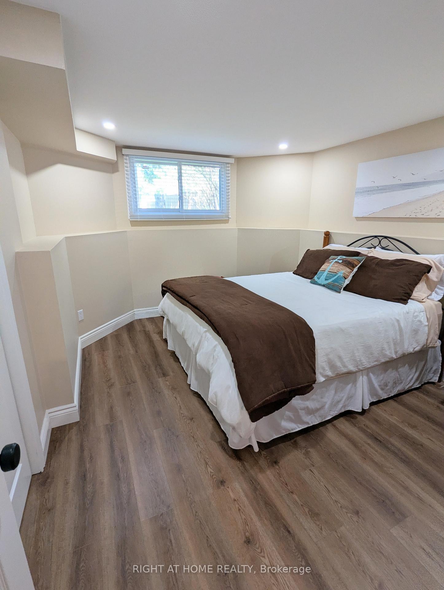 Photo 35 of 22 Donald Crescent, Wasaga Beach — HOMEH