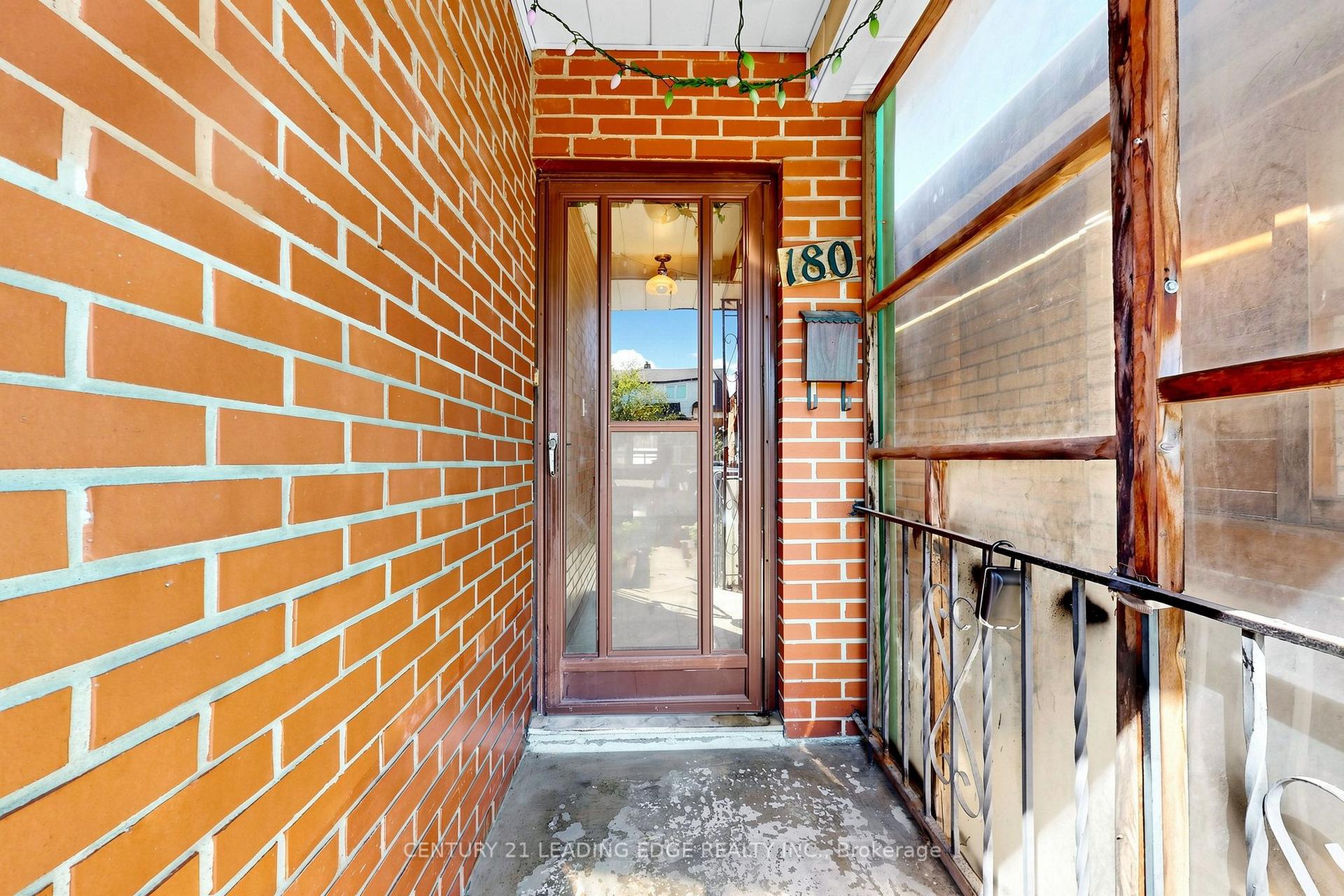 Photo 8 of 180 Gilbert Avenue, Toronto, Caledonia-Fairbank — HOMEH