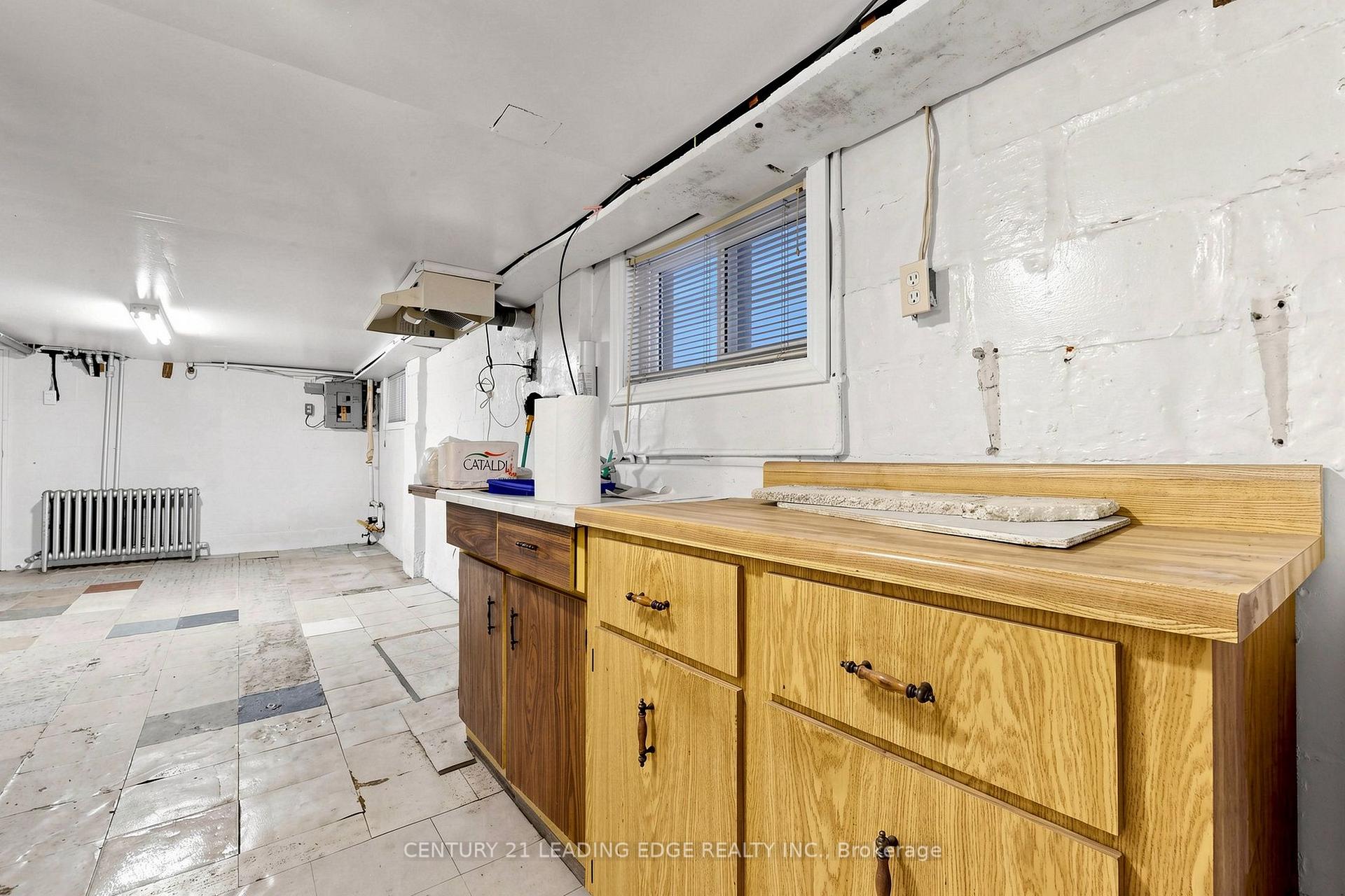 Photo 26 of 180 Gilbert Avenue, Toronto, Caledonia-Fairbank — HOMEH