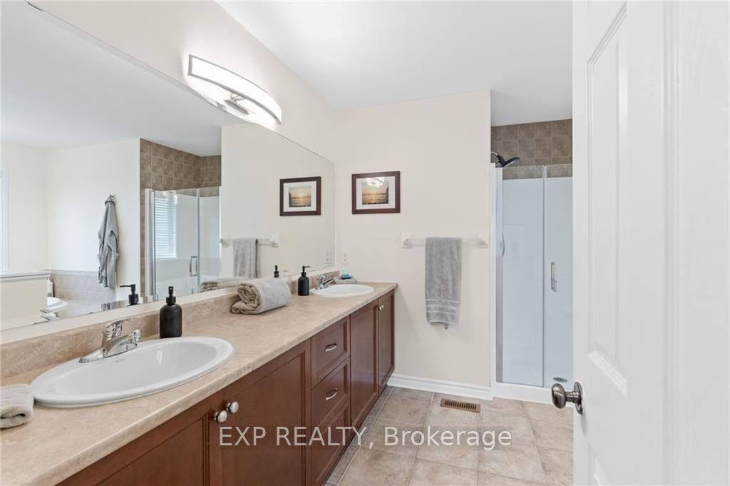Photo 14 of 254 Flodden Way, Ottawa, Barrhaven East — HOMEH