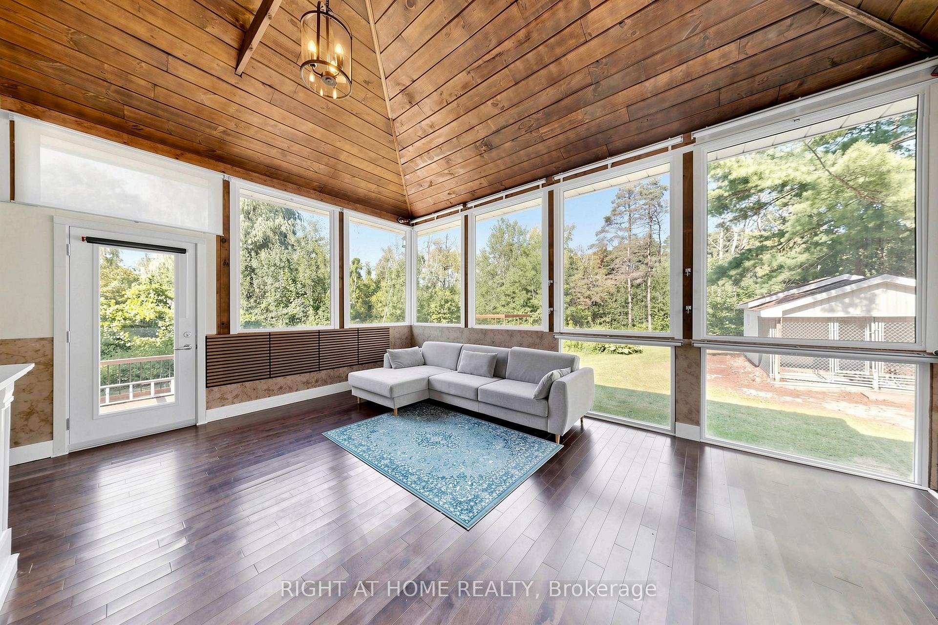 Photo 14 of 3016 Cole Road, East Gwillimbury, Rural East Gwillimbury — HOMEH