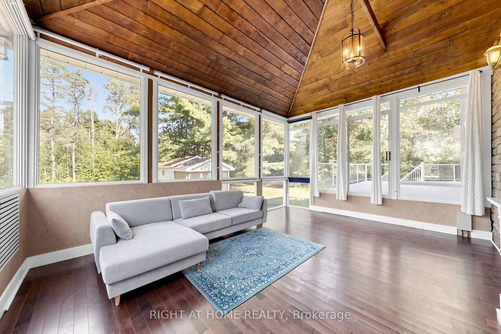 Photo 16 of 3016 Cole Road, East Gwillimbury, Rural East Gwillimbury — HOMEH