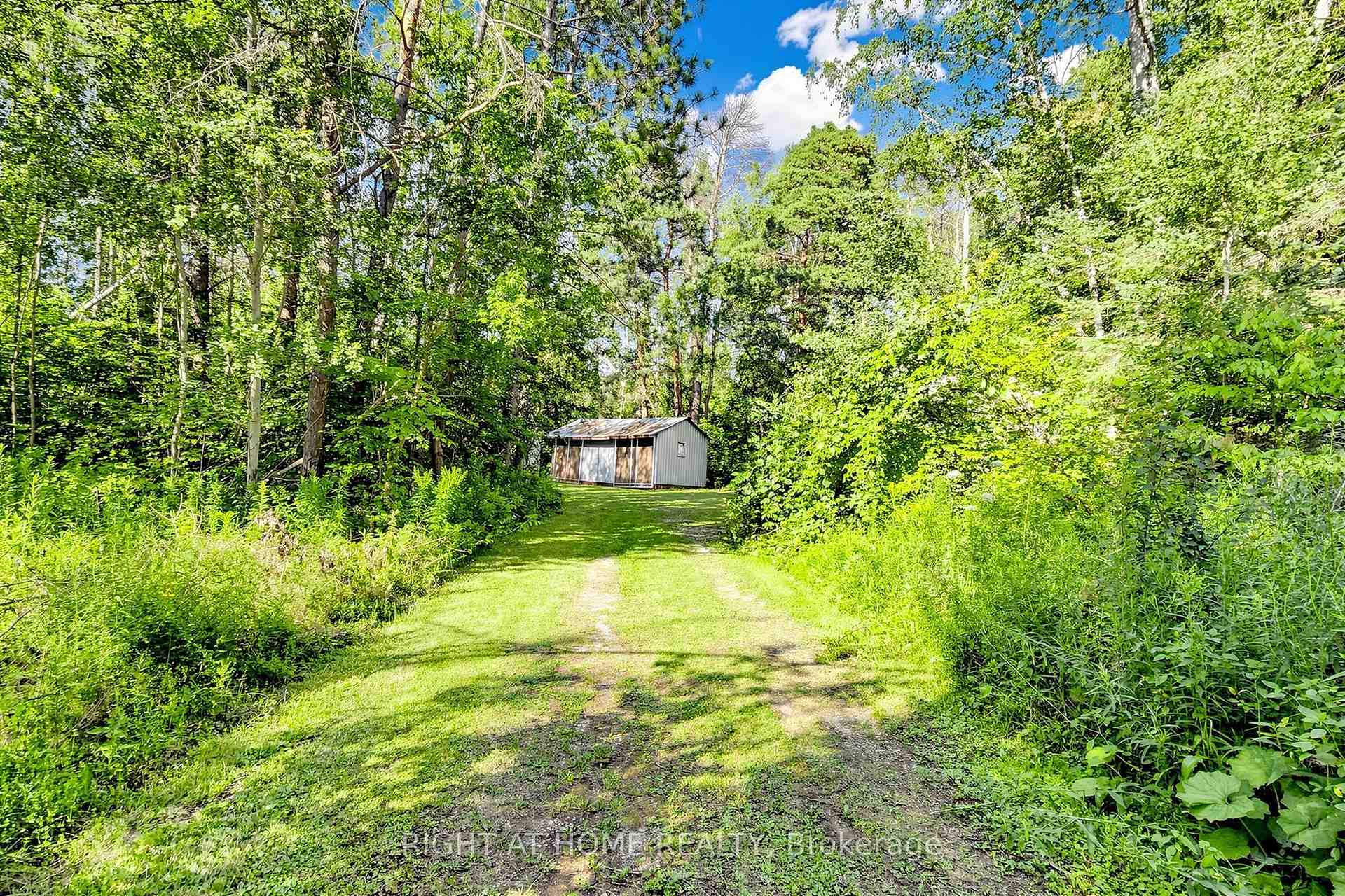 Photo 35 of 3016 Cole Road, East Gwillimbury, Rural East Gwillimbury — HOMEH