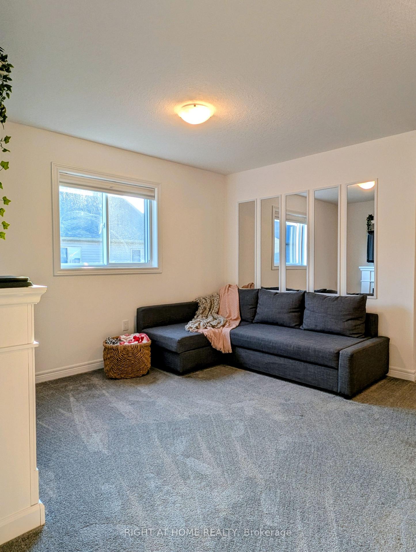 Photo 15 of 155 Plewes Drive, Collingwood — HOMEH