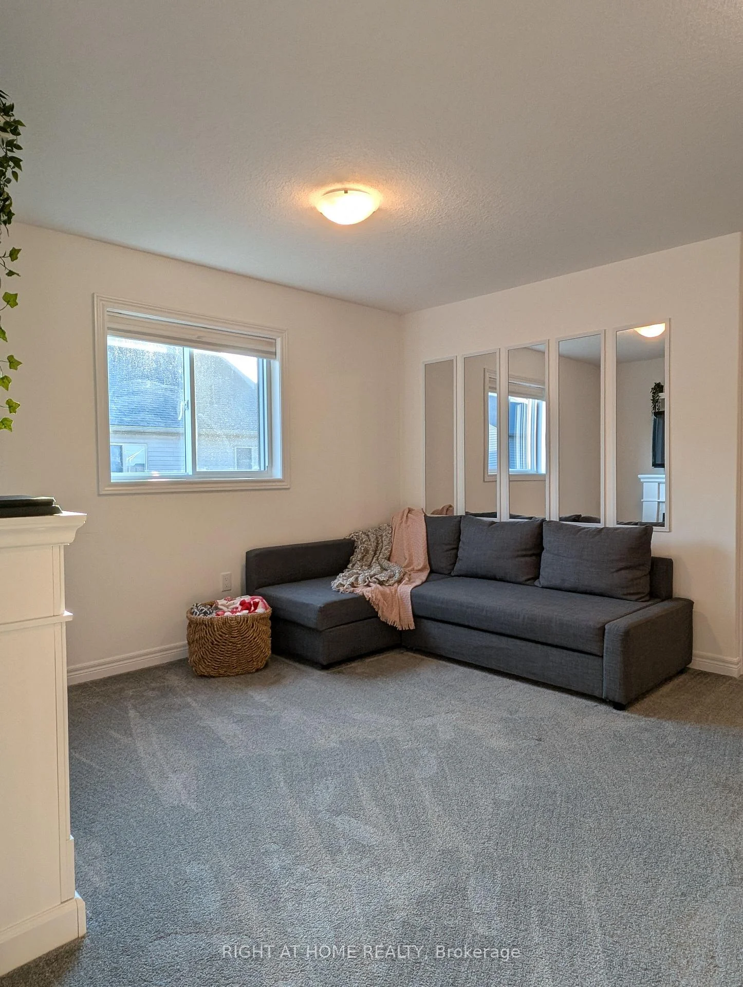 Photo 10 of 155 Plewes Drive, Collingwood — HOMEH