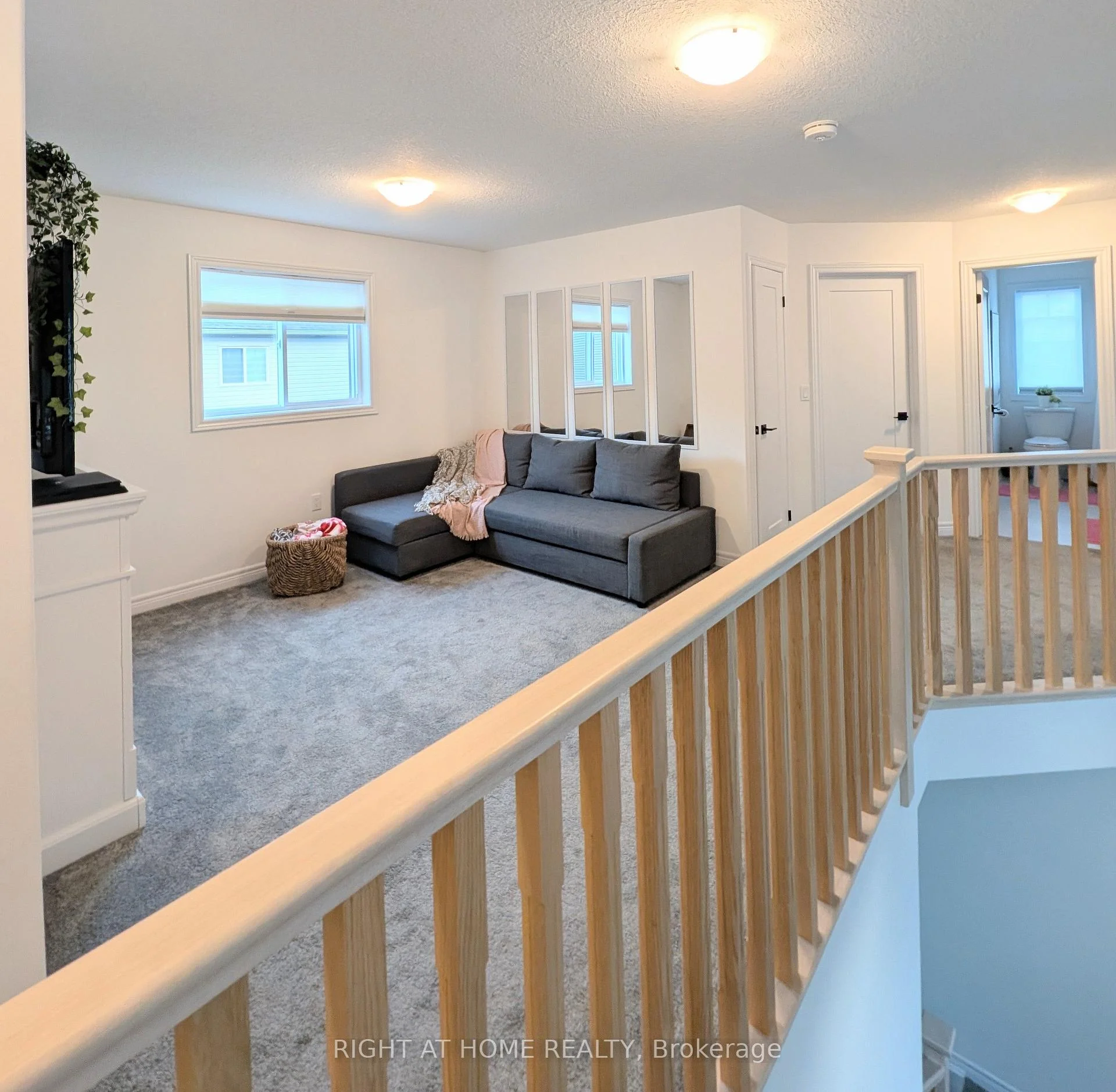 Photo 19 of 155 Plewes Drive, Collingwood — HOMEH