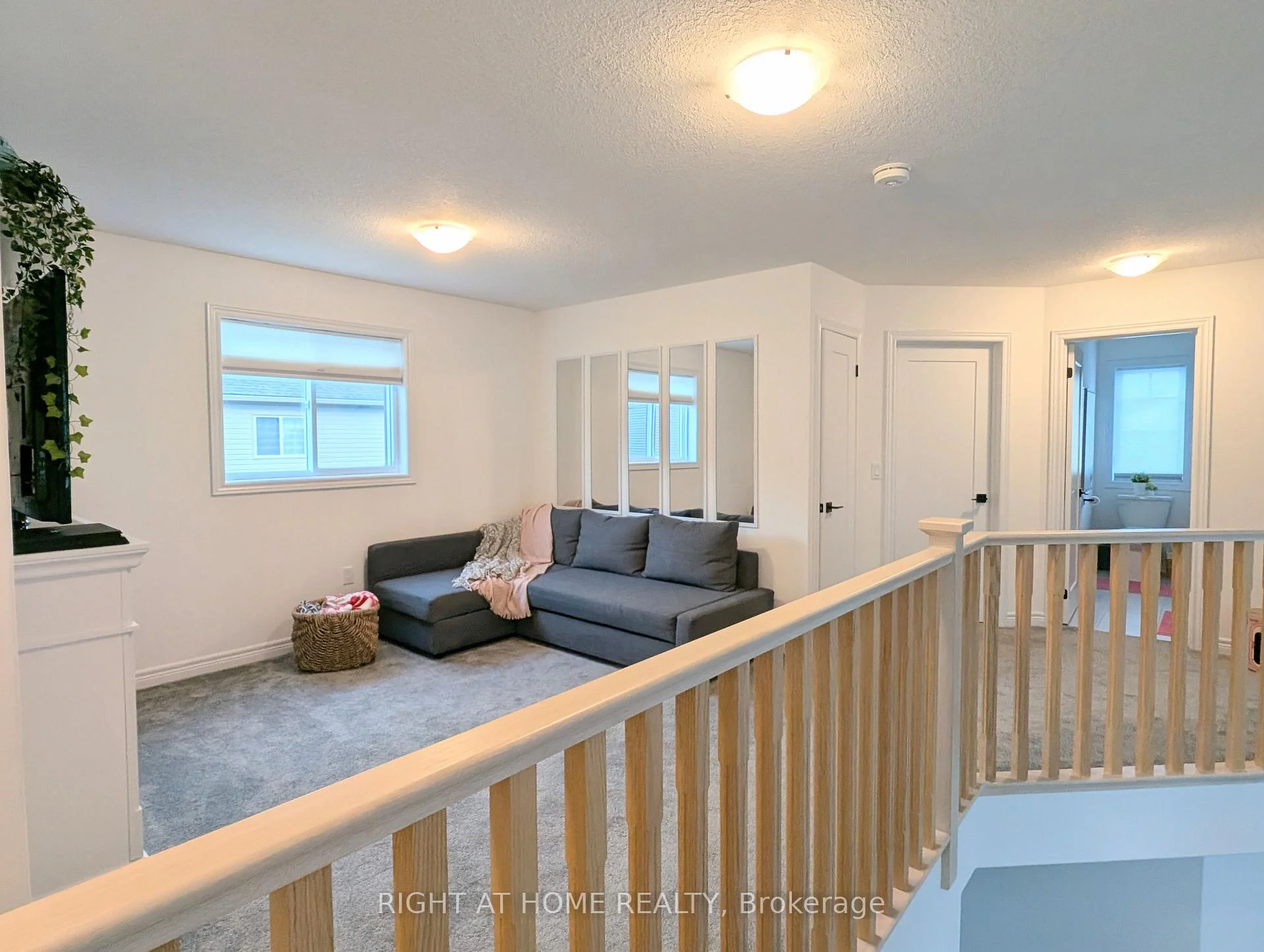 Photo 12 of 155 Plewes Drive, Collingwood — HOMEH