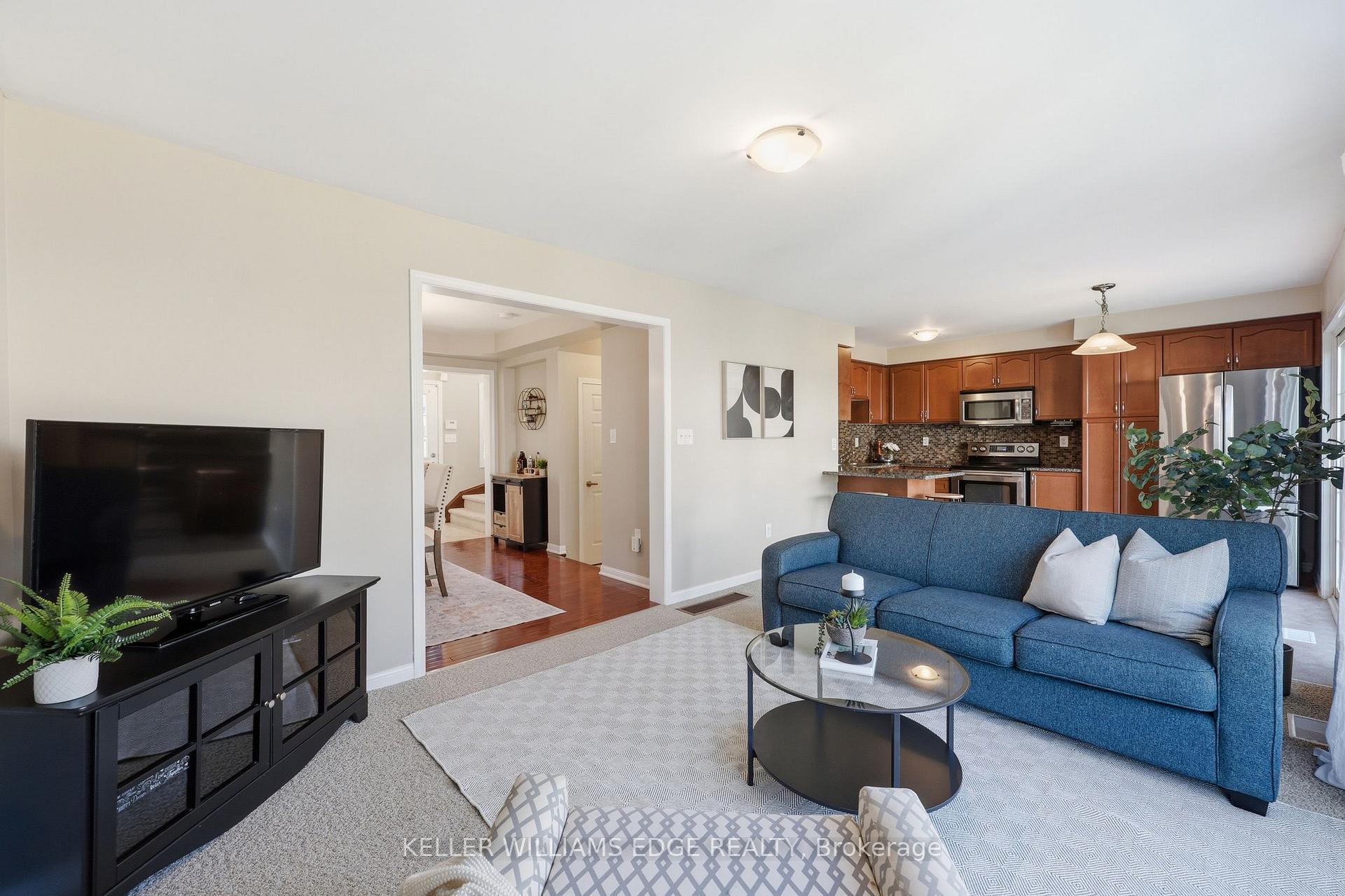 Photo 14 of 171 Chase Crescent, Waterloo, Beechwood/University — HOMEH