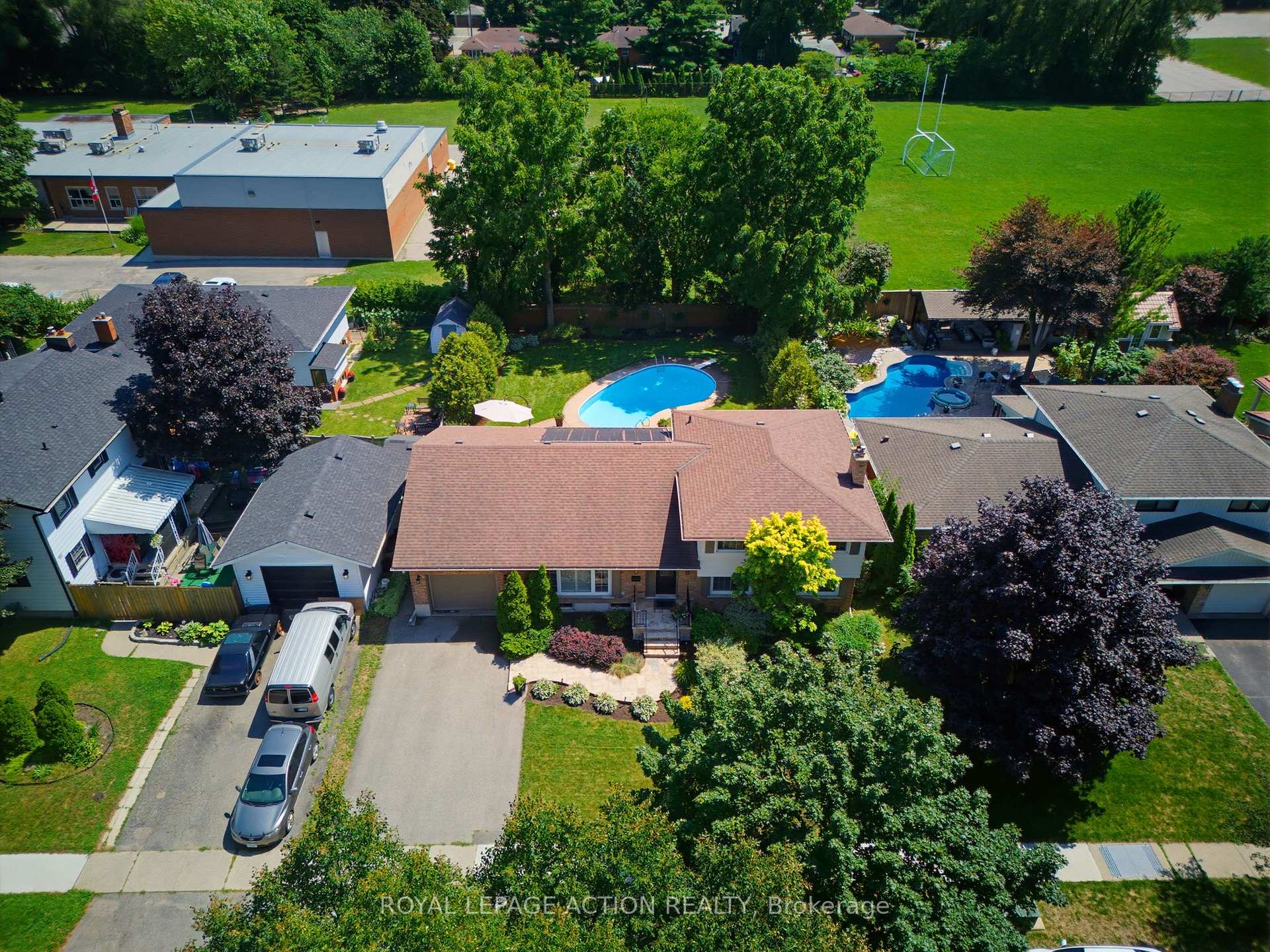 Photo 1 of 5 Marigold Street, Brantford, Henderson-Sky Acres — HOMEH
