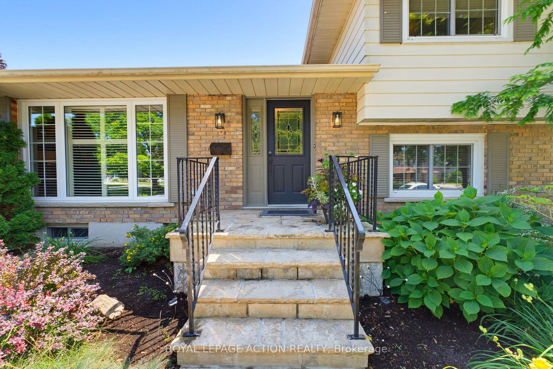 Photo 13 of 5 Marigold Street, Brantford, Henderson-Sky Acres — HOMEH