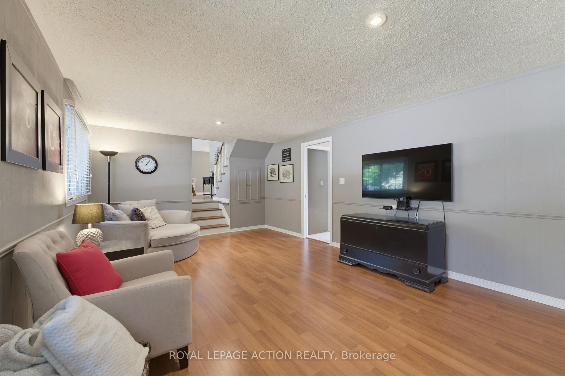 Photo 24 of 5 Marigold Street, Brantford, Henderson-Sky Acres — HOMEH