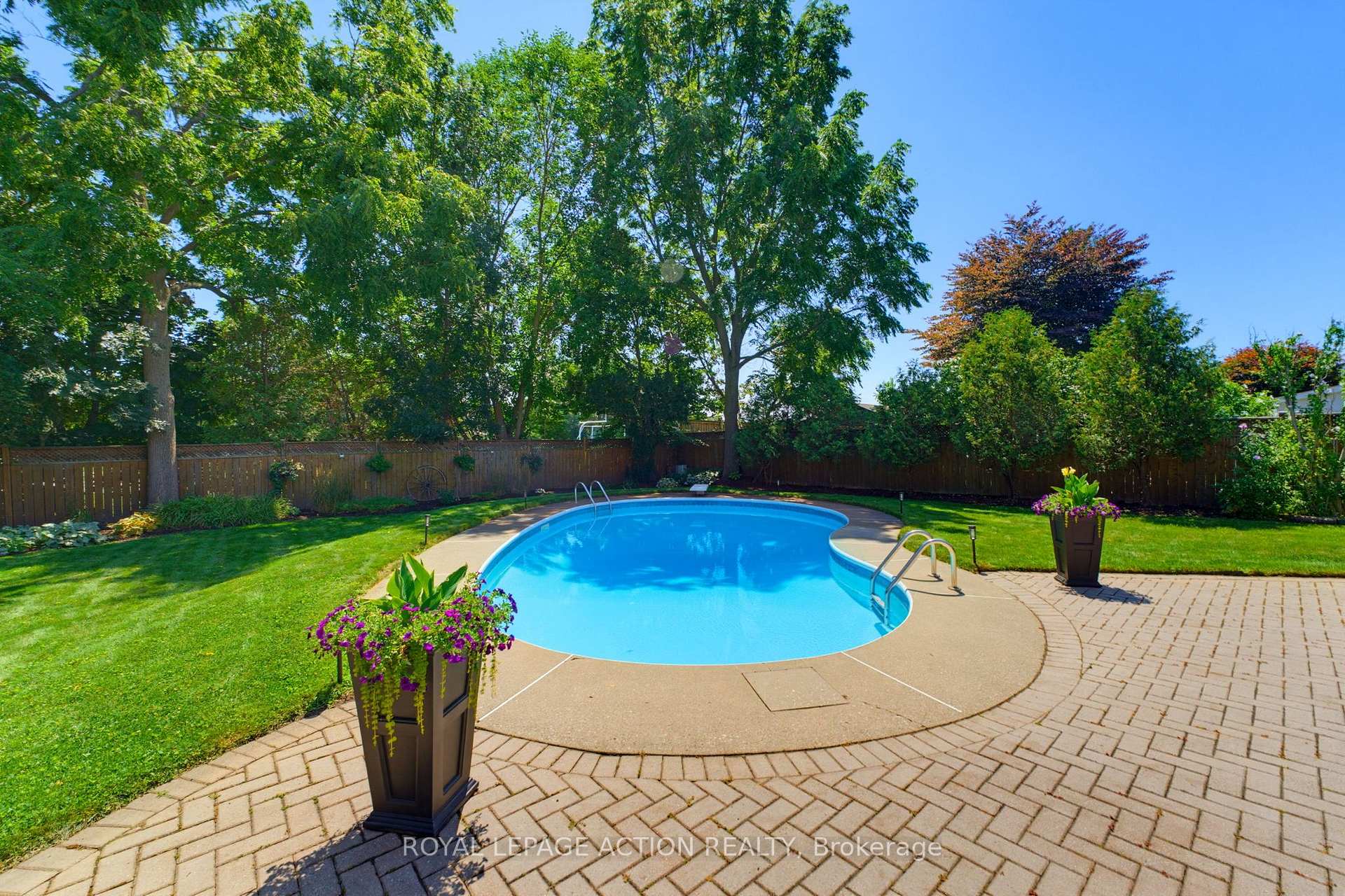 Photo 42 of 5 Marigold Street, Brantford, Henderson-Sky Acres — HOMEH