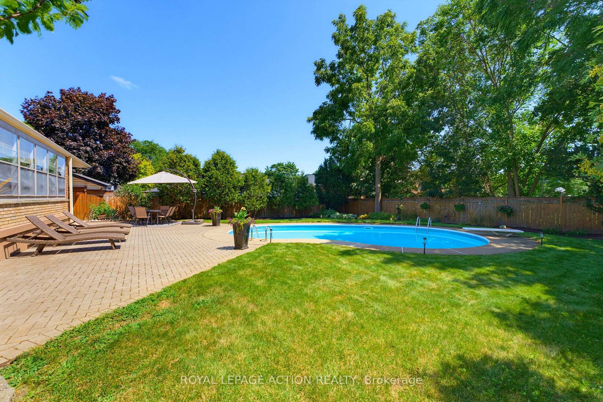 Photo 43 of 5 Marigold Street, Brantford, Henderson-Sky Acres — HOMEH