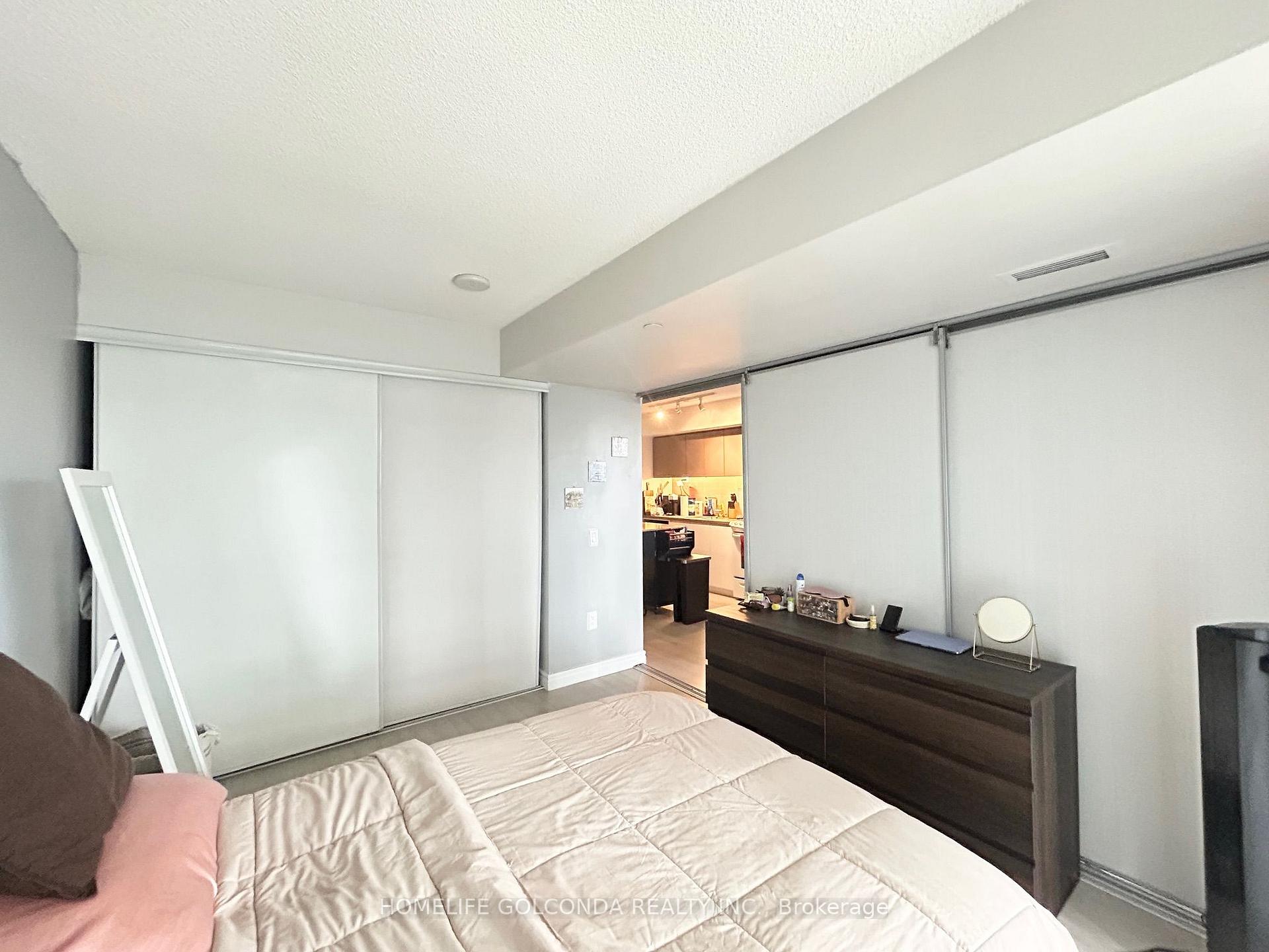 Photo 8 of Unit 723, 85 Queens Wharf Road, Toronto, Waterfront Communities — HOMEH